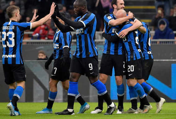 意大利杯-国际米兰主场4-1战胜卡利亚里 卢卡库梅开二度 意大利杯-国际米兰主场4-1战胜卡利亚里 卢卡库梅开二度