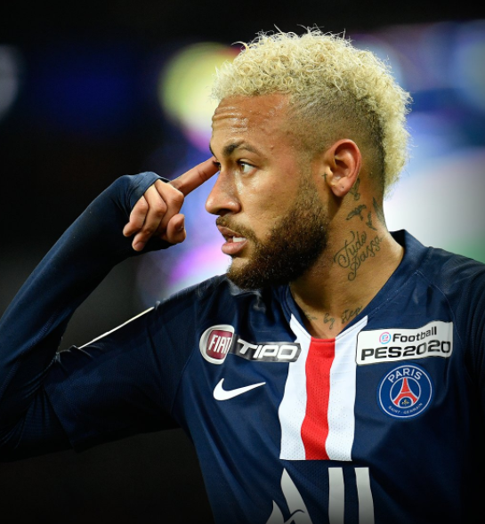 法联杯-巴黎3-0淘汰兰斯晋级决赛 内马尔助攻造2球夸西破门 法联杯-巴黎3-0淘汰兰斯晋级决赛 内马尔助攻造2球夸西破门