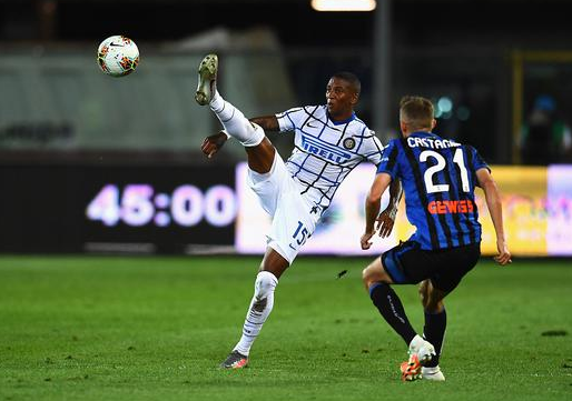 意甲-国际米兰2-0亚特兰大夺亚军 两队携手进军欧冠 意甲-国际米兰2-0亚特兰大夺亚军 两队携手进军欧冠