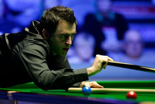 奥沙利文破百连丢五局 金左手单杆130分6-2领先 奥沙利文破百连丢五局 金左手单杆130分6-2领先