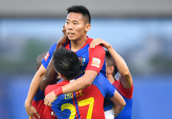 中超-朱建荣周俊辰破门 黄海2-0擒泰达获队史中超首胜 中超-朱建荣周俊辰破门 黄海2-0擒泰达获队史中超首胜