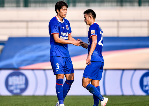 中超-毕津浩险帽子戏法 申花2-0搭争冠组末班车战上港 中超-毕津浩险帽子戏法 申花2-0搭争冠组末班车战上港