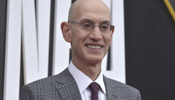 NBA上赛季总收入68.65亿美元 相比季前预期减少12亿 NBA上赛季总收入68.65亿美元 相比季前预期减少12亿