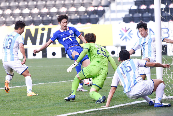 亚冠-上海申花1-4不敌蔚山现代无缘出线 毕津浩破门难救主 亚冠-上海申花1-4不敌蔚山现代无缘出线 毕津浩破门难救主