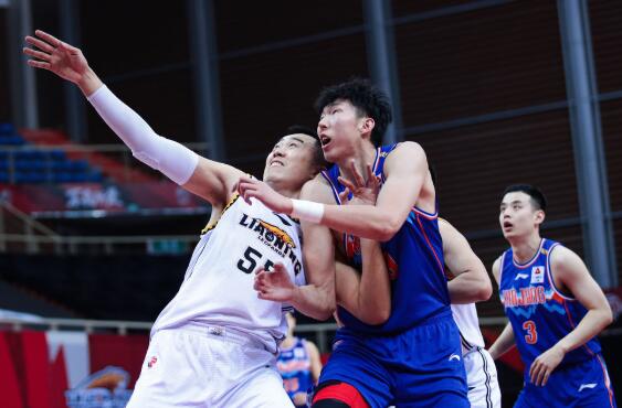 新疆118-111胜辽宁 周琦28+15齐麟中10记三分砍38分 新疆118-111胜辽宁 周琦28+15齐麟中10记三分砍38分