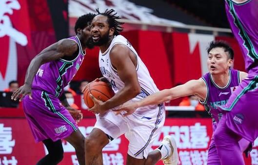 CBA-江苏加时以126-125险胜山东取2连胜 威尔斯45分8篮板 CBA-江苏加时以126-125险胜山东取2连胜 威尔斯45分8篮板