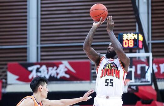 CBA-吉林102-101险胜上海 琼斯55分 弗雷戴特空砍31分 CBA-吉林102-101险胜上海 琼斯55分 弗雷戴特空砍31分