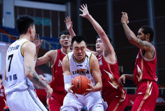 CBA-辽宁129-116战胜浙江 韩德君复出20+8吴前15中2 CBA-辽宁129-116战胜浙江 韩德君复出20+8吴前15中2