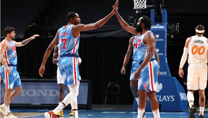 篮网122-115送魔术5连败 杜兰特42分 哈登首秀30+三双 篮网122-115送魔术5连败 杜兰特42分 哈登首秀30+三双