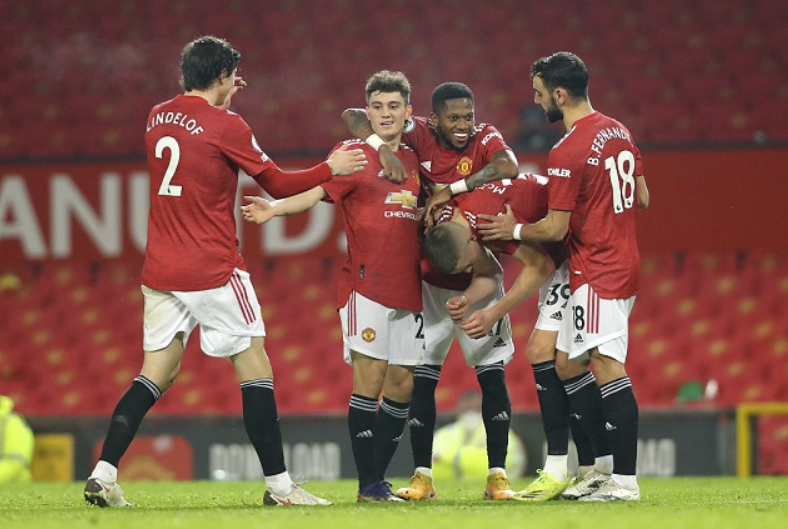 英超-马夏尔双响B费献传射 曼联9-0血洗九人南安普顿 英超-马夏尔双响B费献传射 曼联9-0血洗九人南安普顿