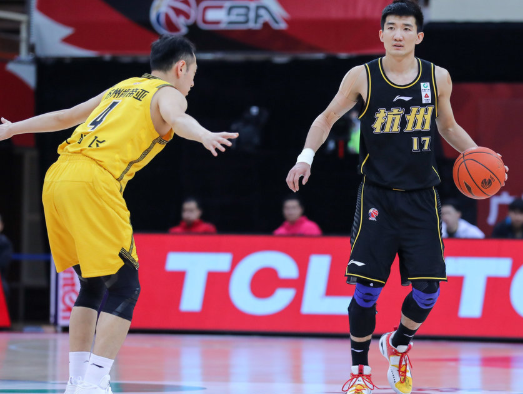 胡金秋砍18+10孙铭徽10+5 广厦94-90力擒江苏取5连胜 胡金秋砍18+10孙铭徽10+5 广厦94-90力擒江苏取5连胜