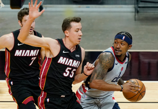 比尔14投仅1中如同梦游 热火5人得分上双122-95轻取奇才 比尔14投仅1中如同梦游 热火5人得分上双122-95轻取奇才