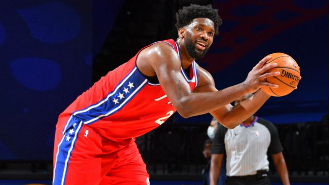 官方MVP榜大帝继续领跑 约基奇挤掉勒布朗排名第2 官方MVP榜大帝继续领跑 约基奇挤掉勒布朗排名第2