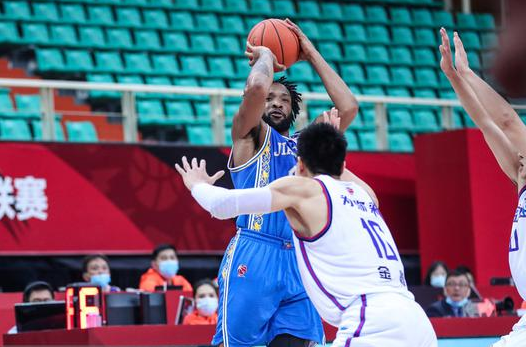 威尔斯轰54+9吴冠希31+13 江苏加时119-124憾负天津 威尔斯轰54+9吴冠希31+13 江苏加时119-124憾负天津