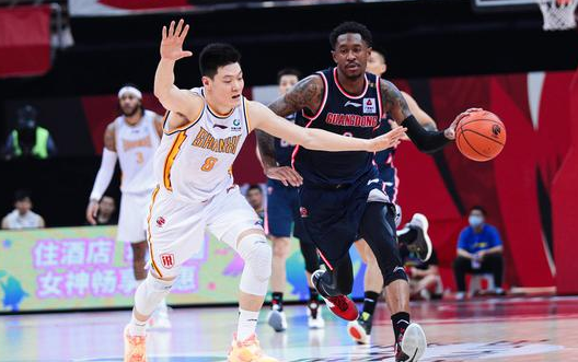 CBA-广东119-91大胜山西取六连胜 马尚37分曾繁日崴脚退场 CBA-广东119-91大胜山西取六连胜 马尚37分曾繁日崴脚退场