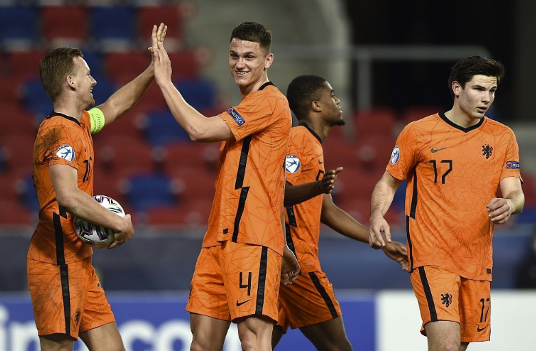 疯狂进球夜!世预赛两战轰15球 比利时荷兰踢疯了 疯狂进球夜!世预赛两战轰15球 比利时荷兰踢疯了