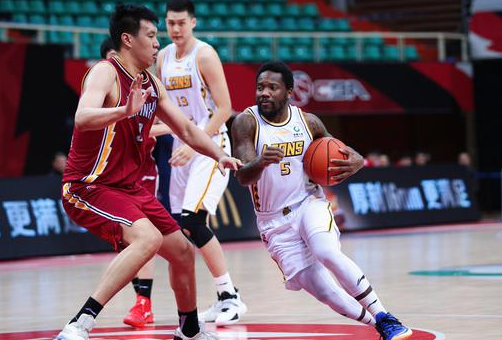 张宁准绝杀山西102-100险胜广厦 葛昭宝21分胡金秋29+18 张宁准绝杀山西102-100险胜广厦 葛昭宝21分胡金秋29+18