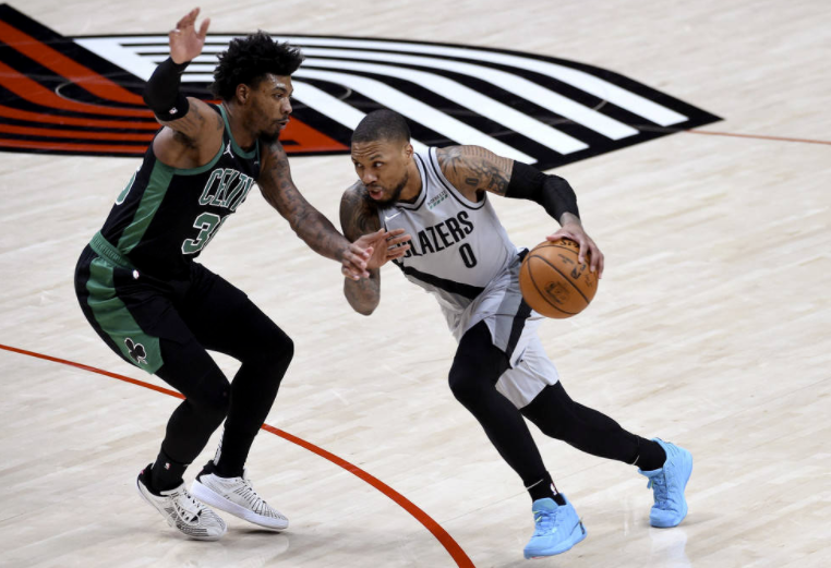 14日NBA纪录:利拉德三分历史前十 雷霆钢炮生涯之夜 14日NBA纪录:利拉德三分历史前十 雷霆钢炮生涯之夜