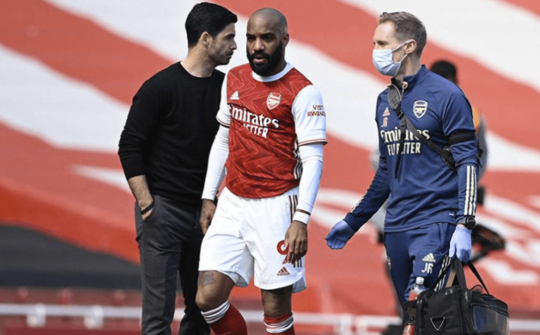 英超-阿森纳前瞻:力争主场8连杀埃弗顿 两大前锋缺阵 英超-阿森纳前瞻:力争主场8连杀埃弗顿 两大前锋缺阵