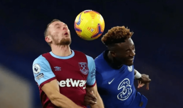 英超-切尔西前瞻:6分争四决战不容有失 迎3天1赛魔鬼赛程 英超-切尔西前瞻:6分争四决战不容有失 迎3天1赛魔鬼赛程