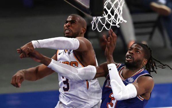 太阳118-110终结尼克斯九连胜 保罗连进关键球布克33分 太阳118-110终结尼克斯九连胜 保罗连进关键球布克33分