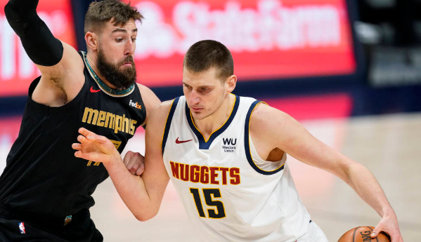 掘金主场120-96大胜灰熊迎2连胜 约基奇24+15小波特31分 掘金主场120-96大胜灰熊迎2连胜 约基奇24+15小波特31分