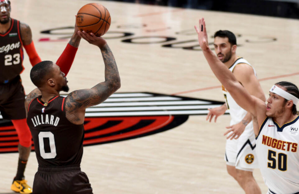 开拓者132-116胜掘金锁定西部前六 利拉德22+10约基奇21分 开拓者132-116胜掘金锁定西部前六 利拉德22+10约基奇21分