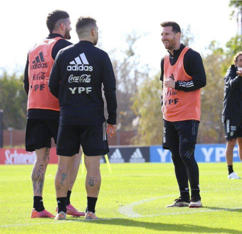 世预赛前瞻-阿根廷:首发明牌梅西再出征 比达尔新冠缺席 世预赛前瞻-阿根廷:首发明牌梅西再出征 比达尔新冠缺席