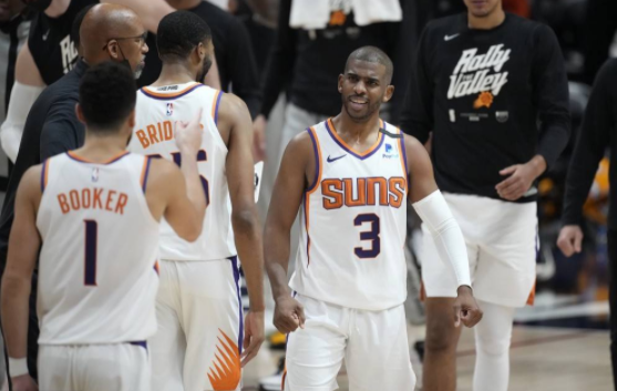 14日NBA纪录:保罗一战六度刷榜 太阳7连胜队史新高 14日NBA纪录:保罗一战六度刷榜 太阳7连胜队史新高