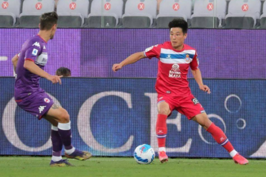 热身赛-佛罗伦萨点球4-2战胜西班牙人 武磊首发打满全场 热身赛-佛罗伦萨点球4-2战胜西班牙人 武磊首发打满全场