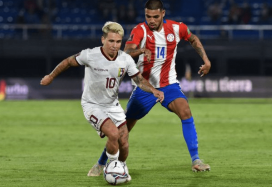 世预赛-乌拉圭补时1-0绝杀厄瓜多尔 哥伦比亚3-1胜智利 世预赛-乌拉圭补时1-0绝杀厄瓜多尔 哥伦比亚3-1胜智利