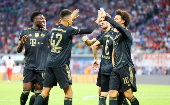 德甲-拜仁4-1莱比锡 穆西亚拉传射莱万萨内破门 德甲-拜仁4-1莱比锡 穆西亚拉传射莱万萨内破门