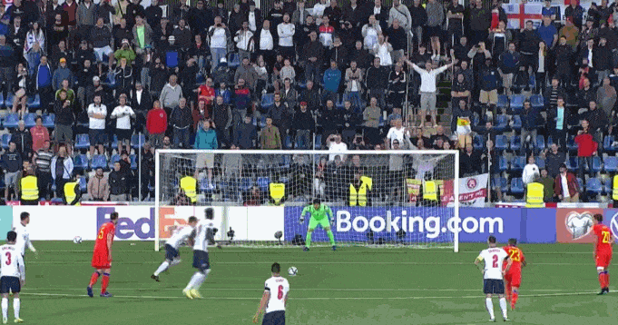 1633824231360490.gif 4.gif