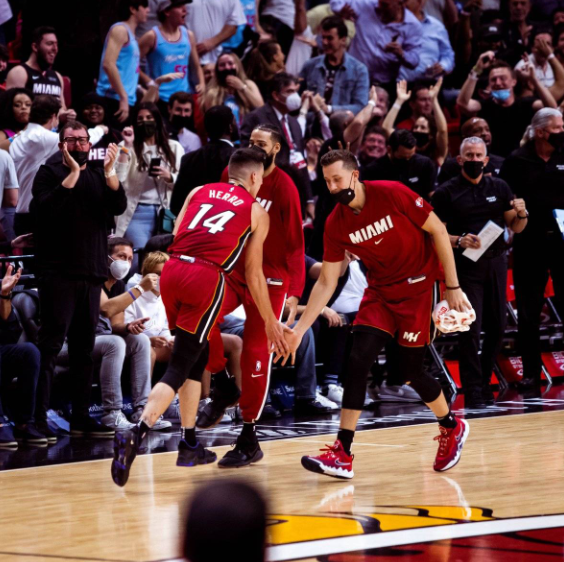 22日NBA纪录:洛瑞三分总数超科比 热火一战五创历史 22日NBA纪录:洛瑞三分总数超科比 热火一战五创历史