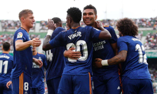 西甲-皇马2-1十人埃尔切 维尼修斯梅开二度卡塞米罗致命失误