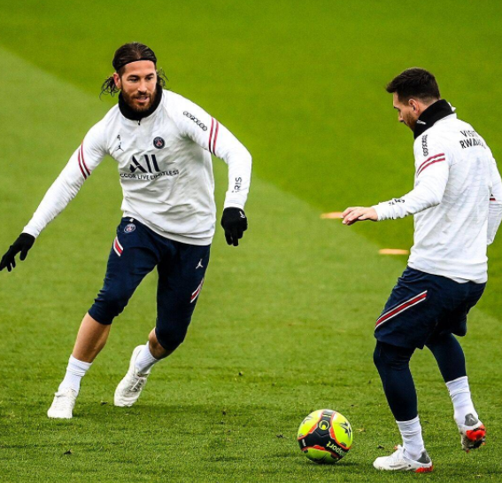 法甲-巴黎前瞻:梅西回归内马尔却休战 拉莫斯或迎首秀 法甲-巴黎前瞻:梅西回归内马尔却休战 拉莫斯或迎首秀