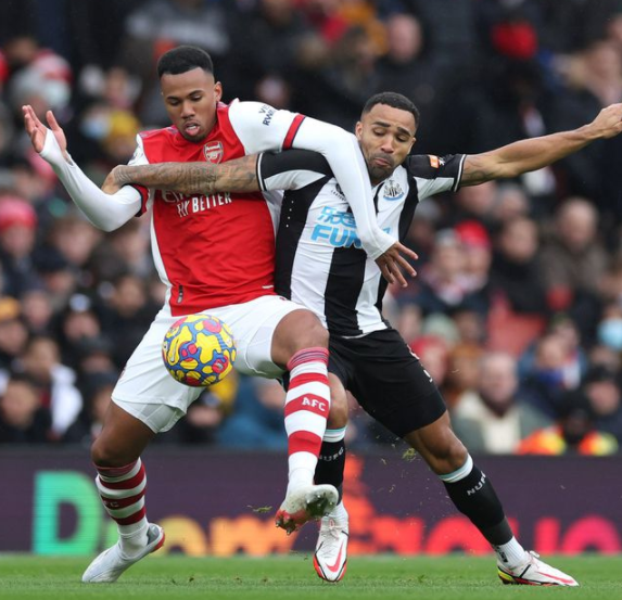 英超-阿森纳2-0纽卡斯尔 萨卡破门后伤退马丁内利建功 英超-阿森纳2-0纽卡斯尔 萨卡破门后伤退马丁内利建功