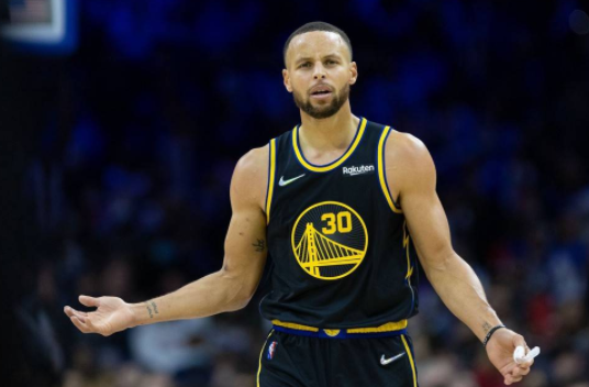 14日NBA前瞻:库里冲击历史三分王 太阳欲擒快船夺3连胜 14日NBA前瞻:库里冲击历史三分王 太阳欲擒快船夺3连胜