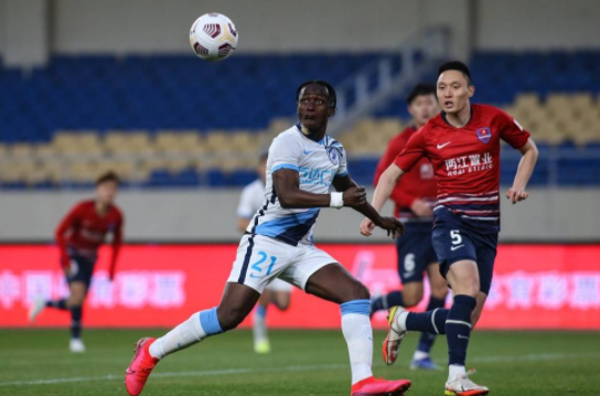 中超-大连人1-0战胜重庆两江竞技 博阿滕制造进球 中超-大连人1-0战胜重庆两江竞技 博阿滕制造进球