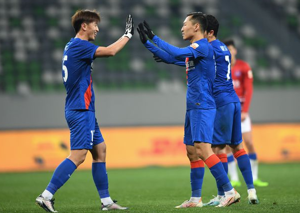 中超-吴曦于汉超破门吴庆破纪录 申花4-1重庆送对手两连败 中超-吴曦于汉超破门吴庆破纪录 申花4-1重庆送对手两连败