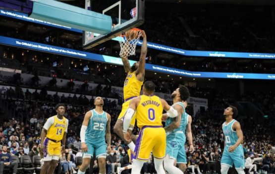 詹眉均缺阵威少空砍35分 湖人险造逆转114-117遗憾负黄蜂 詹眉均缺阵威少空砍35分 湖人险造逆转114-117遗憾负黄蜂