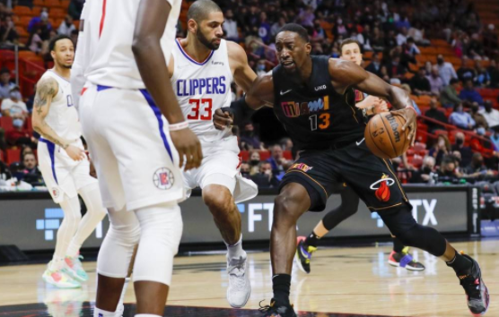 巴特勒26分阿德巴约20+12 热火121-114擒快船迎三连胜 巴特勒26分阿德巴约20+12 热火121-114擒快船迎三连胜