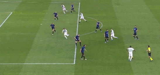 1645386932539500.gif 2.gif