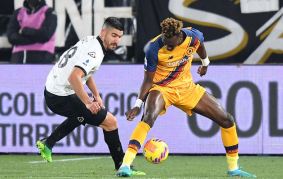 意甲-罗马1-0小胜斯佩齐亚 扎尼奥洛补时造点亚伯拉罕绝杀 意甲-罗马1-0小胜斯佩齐亚 扎尼奥洛补时造点亚伯拉罕绝杀