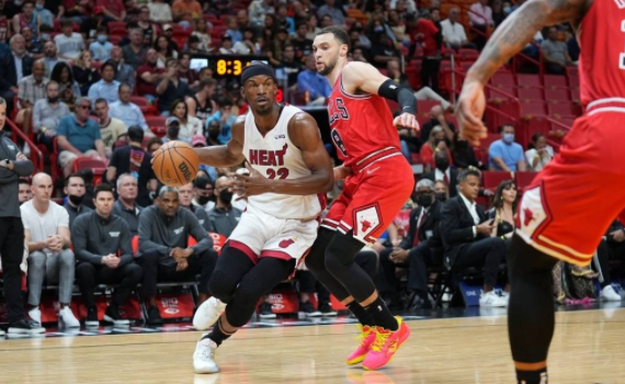 热火112-99击败公牛取4连胜 巴特勒15+7带5人得分上双 热火112-99击败公牛取4连胜 巴特勒15+7带5人得分上双