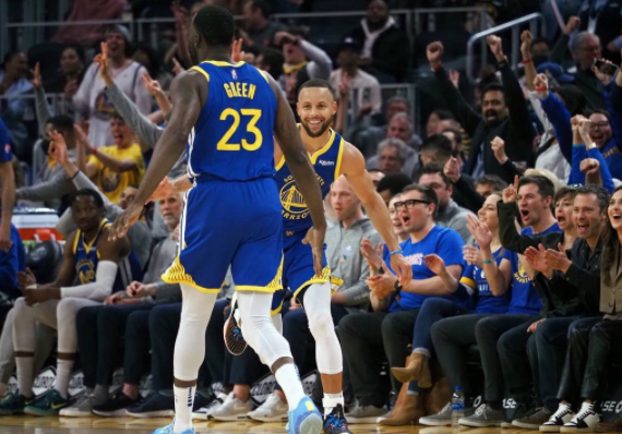 勇士126-112胜奇才 库里47分追梦复出6+7+6 波津空砍25+8 勇士126-112胜奇才 库里47分追梦复出6+7+6 波津空砍25+8