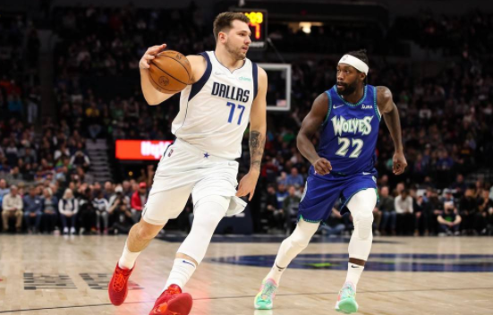 东契奇24+10+8吃T唐斯20分 森林狼7人上双116-95胜独行侠 东契奇24+10+8吃T唐斯20分 森林狼7人上双116-95胜独行侠