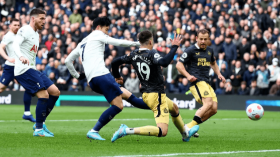 英超-热刺5-1逆转大胜纽卡升第四 孙兴慜传射多赫蒂破门凯恩献助攻 英超-热刺5-1逆转大胜纽卡升第四 孙兴慜传射多赫蒂破门凯恩献助攻