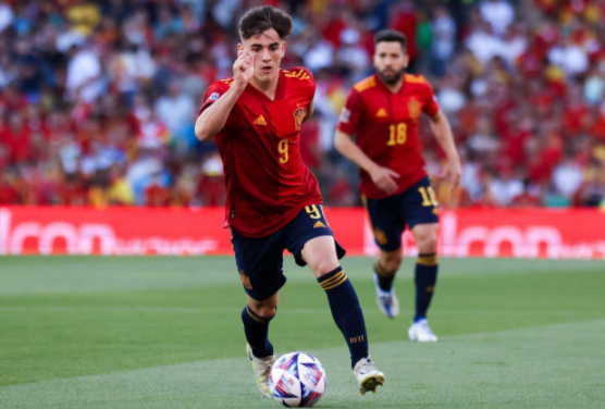 欧国联-西班牙2-2战平捷克 加维破门伊尼戈-马丁内斯绝平 欧国联-西班牙2-2战平捷克 加维破门伊尼戈-马丁内斯绝平