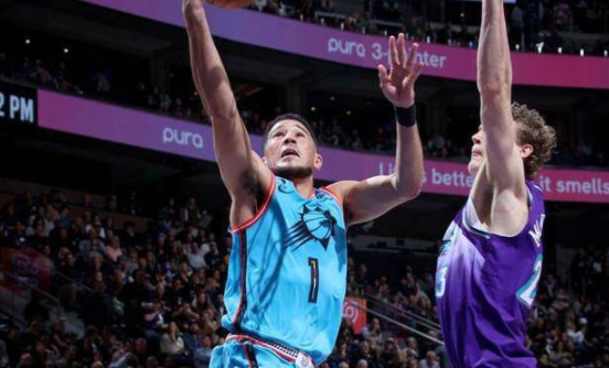 憾负!布克49+8+10 太阳133-134惜败爵士 马尔卡宁38+6 憾负!布克49+8+10 太阳133-134惜败爵士 马尔卡宁38+6